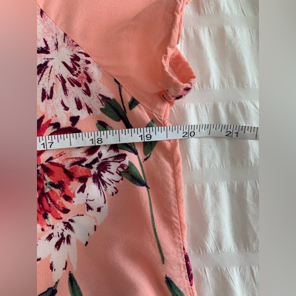 St. John's Bay Coral Floral Blouse - Picture 10 of 16